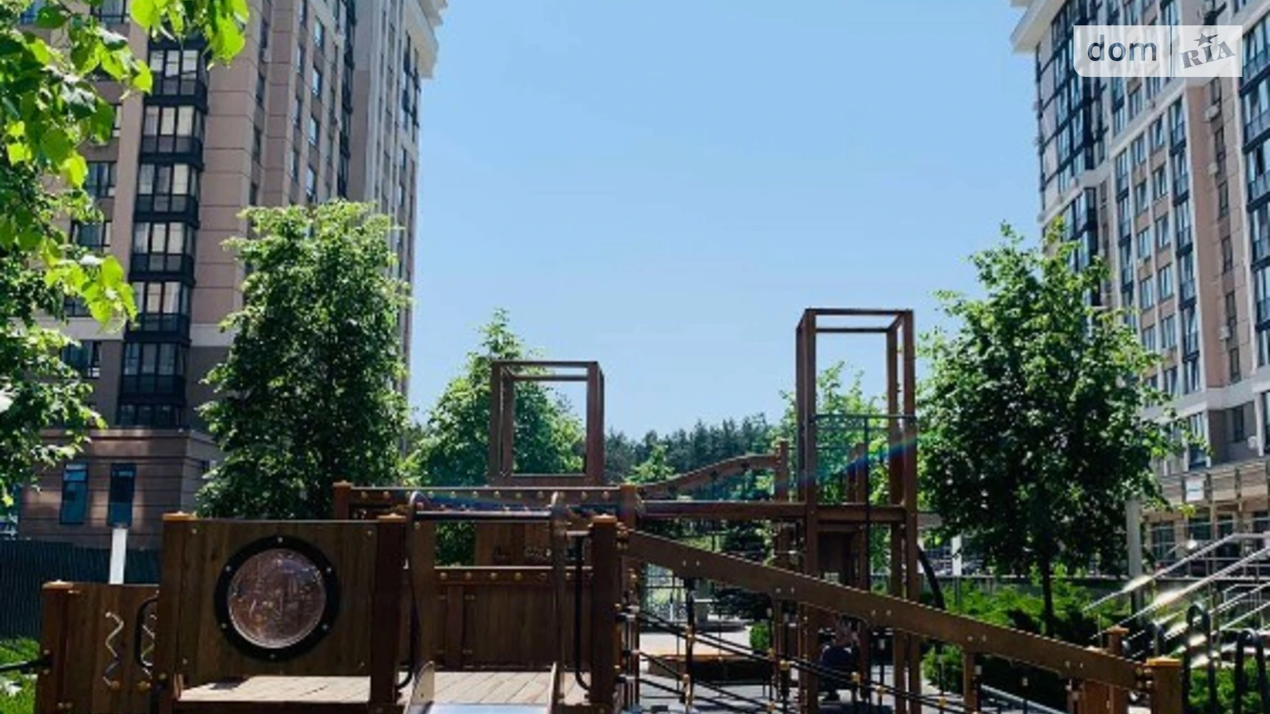 Продается 2-комнатная квартира 60.3 кв. м в Ирпене, ул. Университетская(Карла Маркса), 3/1 - фото 2