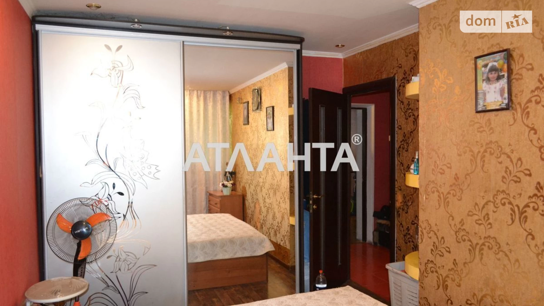 Продается 3-комнатная квартира 60.1 кв. м в Одессе, ул. Ицхака Рабина