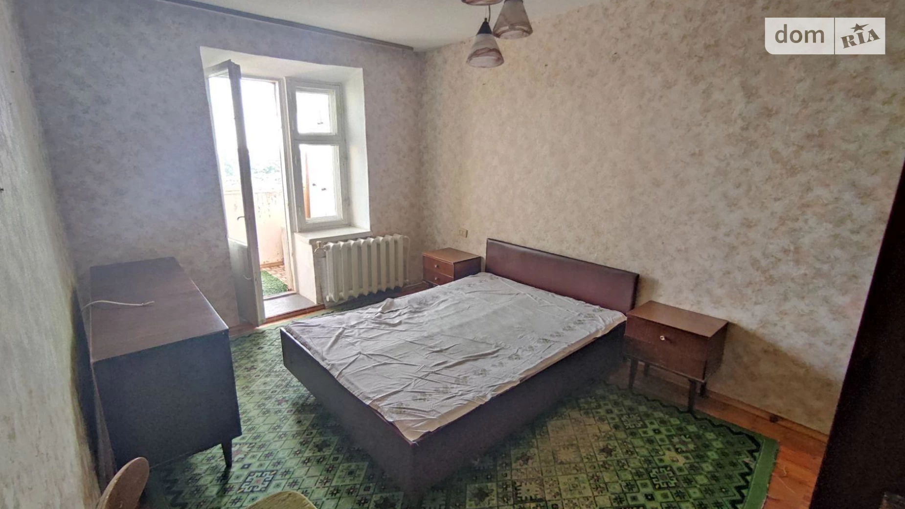 Продается 2-комнатная квартира 54 кв. м в Хмельницком, ул. Довженко