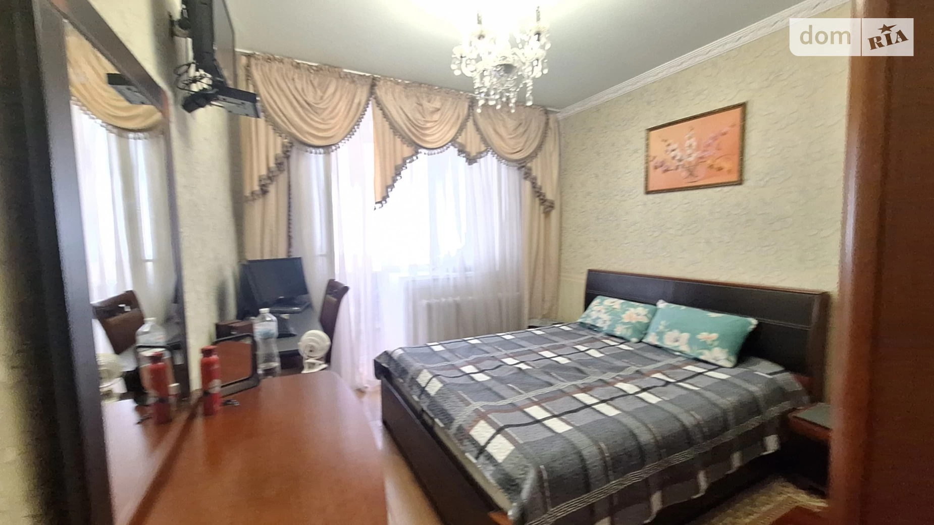 Продается 1-комнатная квартира 52 кв. м в Борисполе, ул. Киевский шлях, 1Д