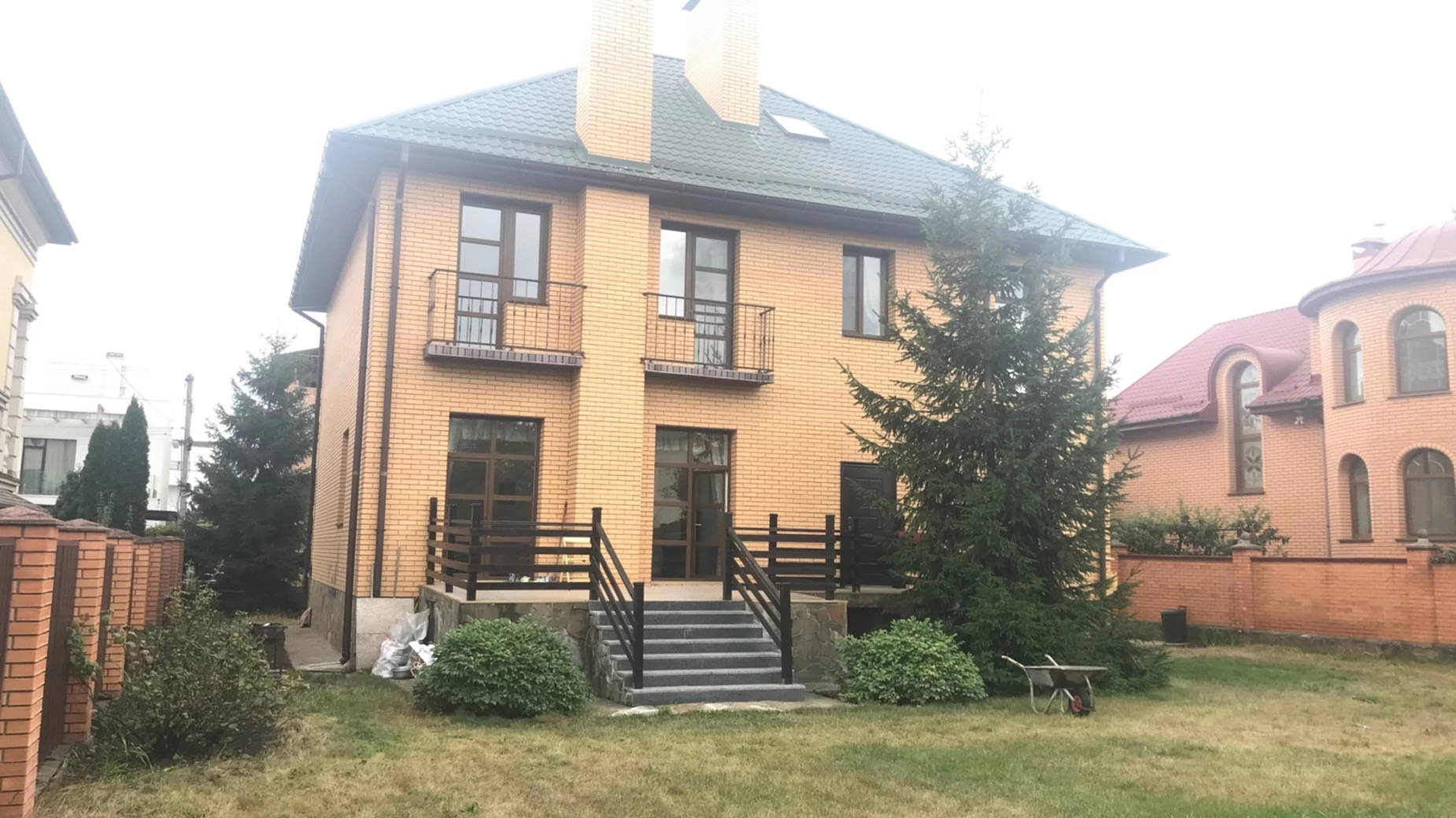 Сдается в аренду дом на 3 этажа 438 кв. м с подвалом, цена: 3000 $ - фото 3