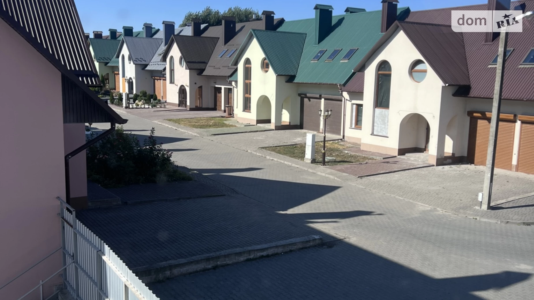 Продается дом на 3 этажа 354 кв. м с баней/сауной, цена: 105000 $ - фото 3
