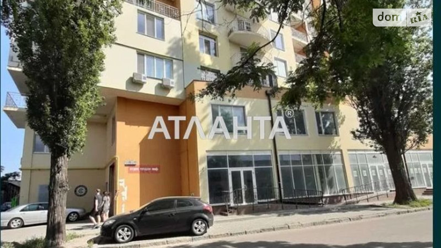 Продається 2-кімнатна квартира 61 кв. м у Одесі, вул. Генерала Цвєтаєва, 11
