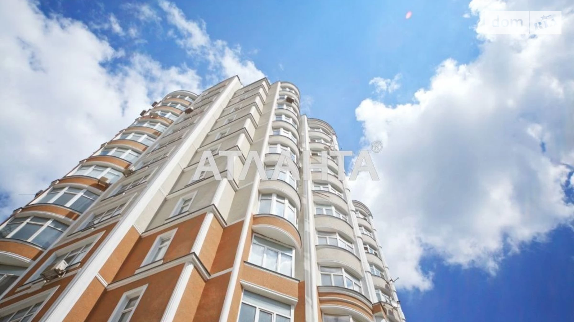 Продається 3-кімнатна квартира 168.3 кв. м у Одесі, пров. Каркашадзе, 9