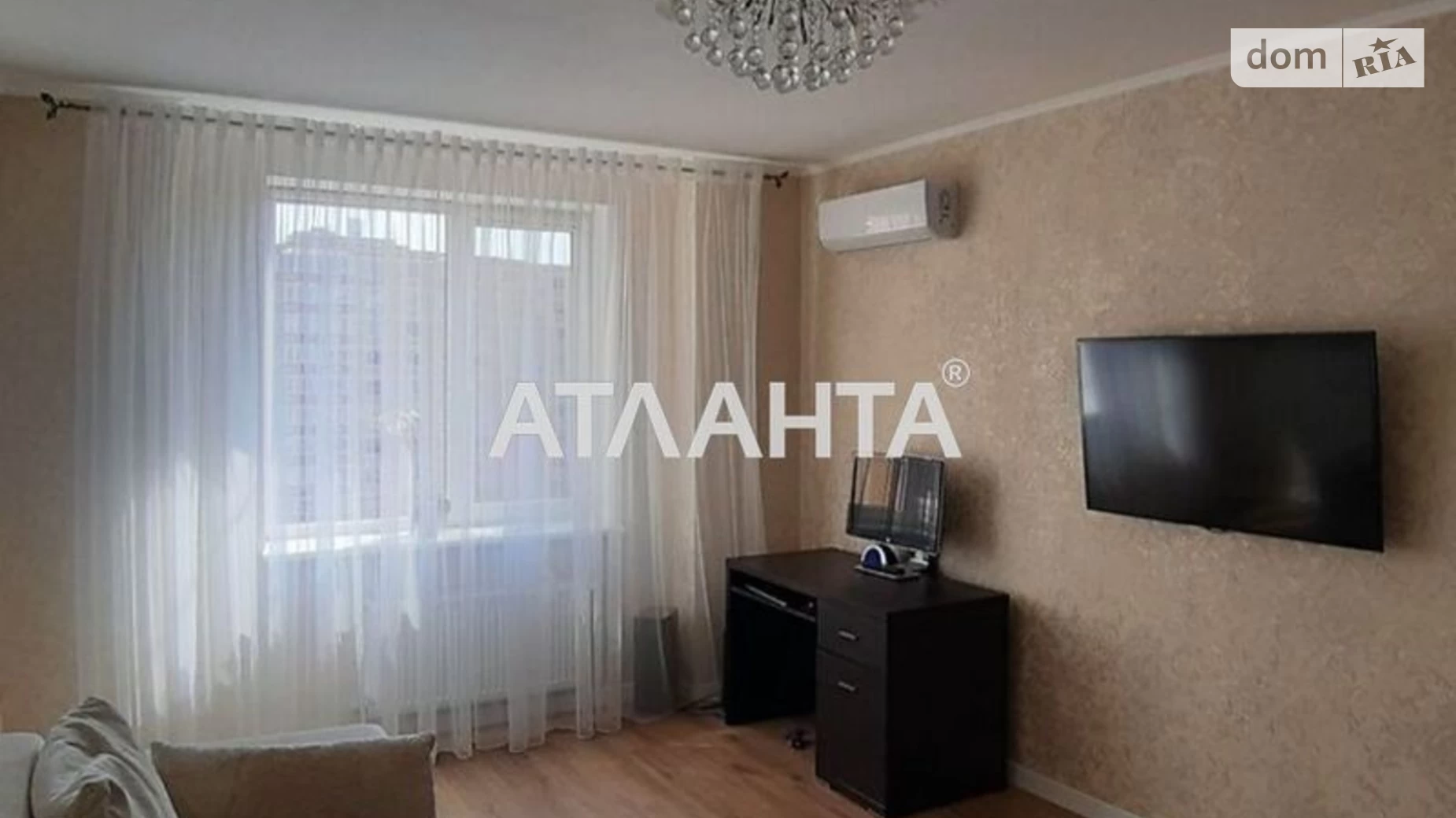 Продается 3-комнатная квартира 93 кв. м в Ильичовке, ул. Школьная, 35