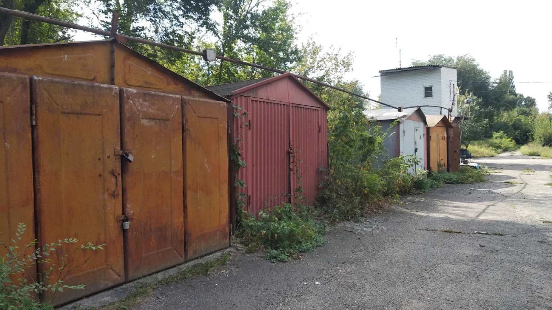 Продається місце в гаражному кооперативі під легкове авто на 20 кв. м, цена: 1400 $ - фото 2