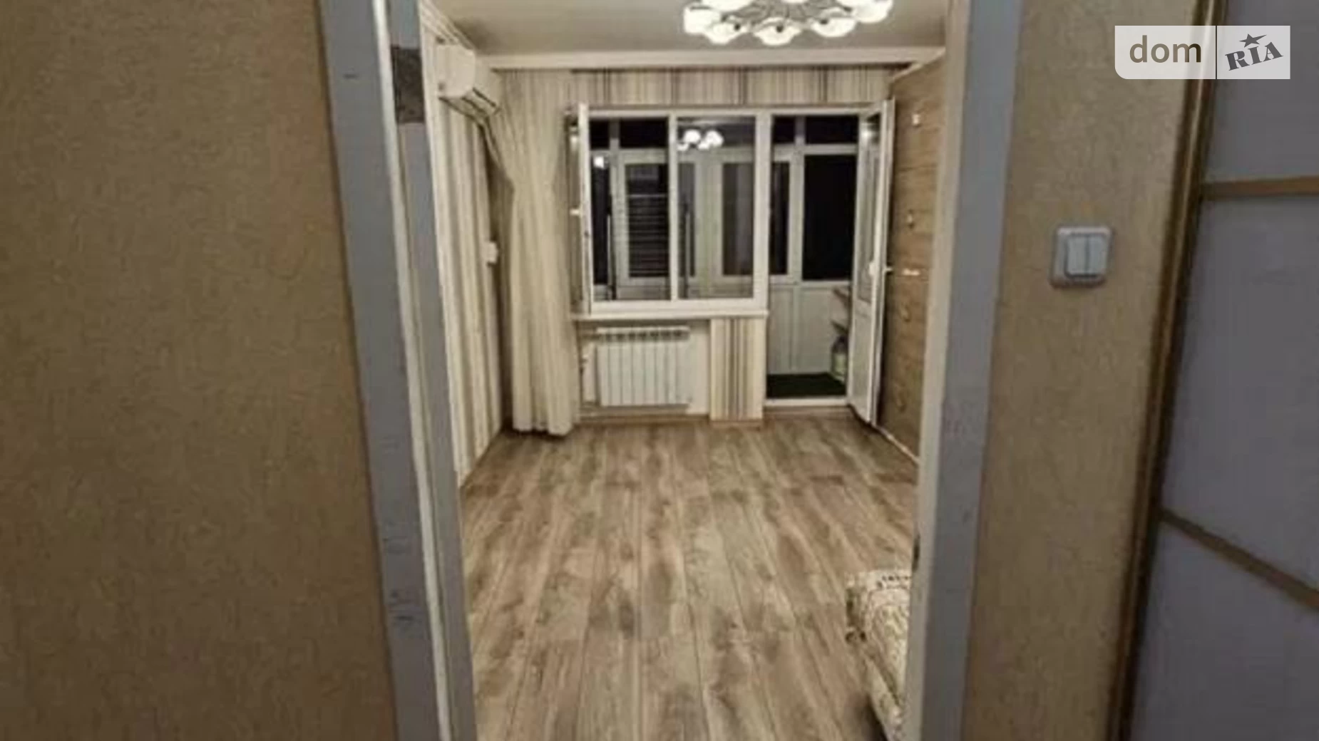 Продается 2-комнатная квартира 45 кв. м в Одессе, ул. Академика Заболотного, 10