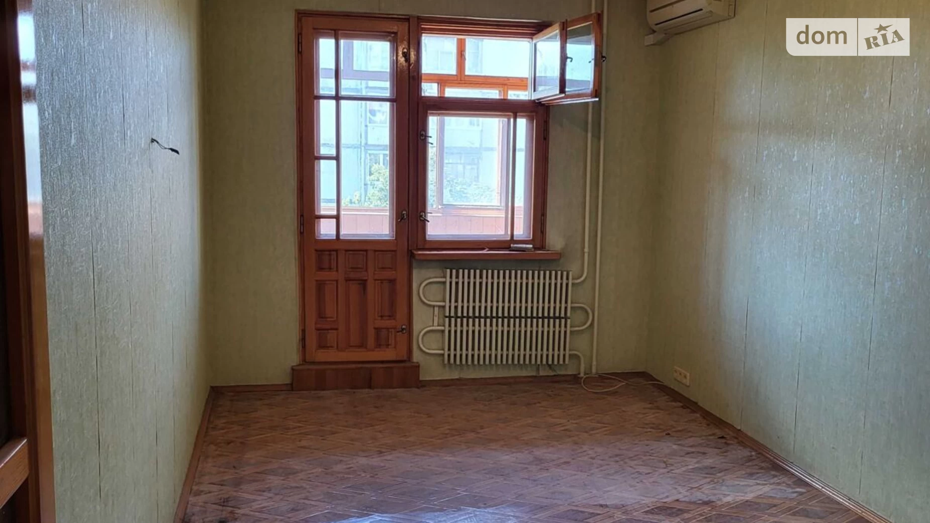 Продається 3-кімнатна квартира 64 кв. м у Харкові, вул. Академіка Павлова, 146