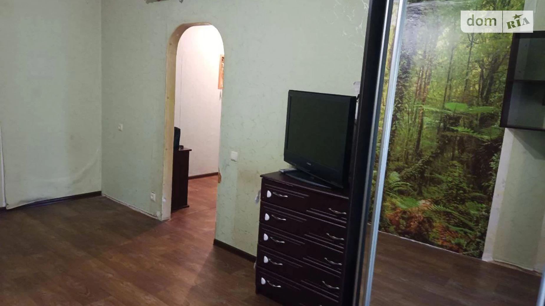 Продається 1-кімнатна квартира 30 кв. м у Чорноморську, вул. Данченка