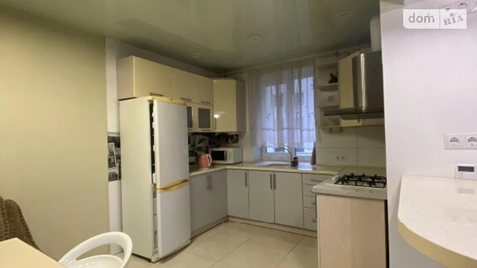 Продается 2-комнатная квартира 64 кв. м в Хмельницком, ул. Романа Шухевича(Курчатова)
