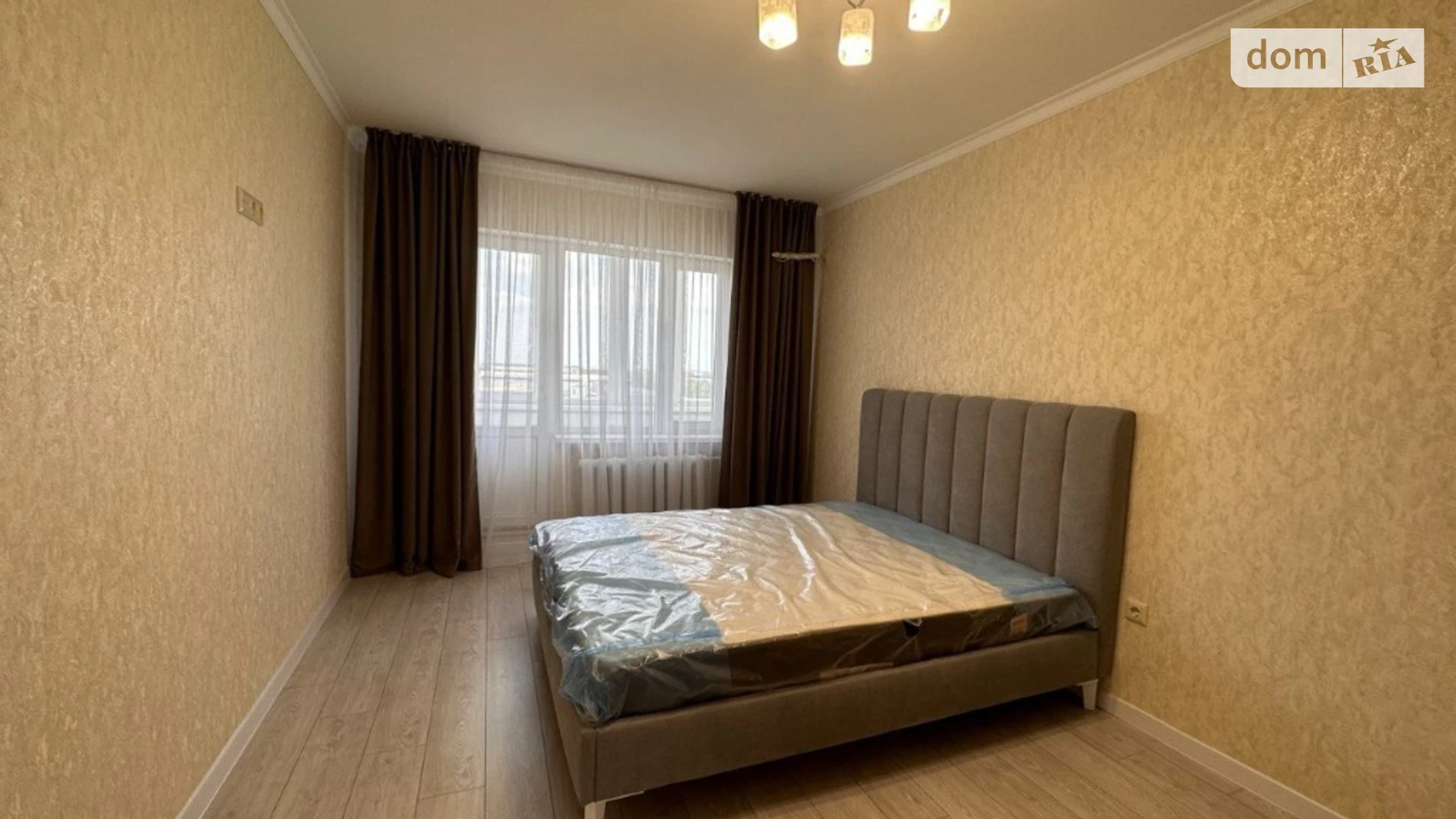 Продається 1-кімнатна квартира 35 кв. м у Одесі, вул. Ільфа і Петрова - фото 2