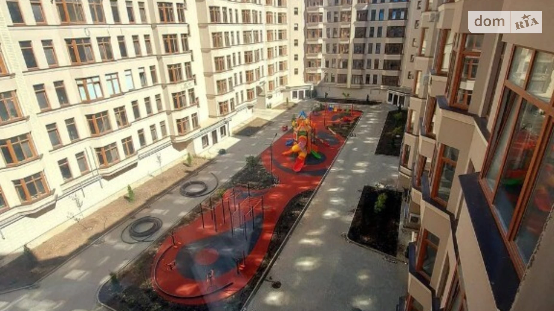 Продается 1-комнатная квартира 46.8 кв. м в Одессе, ул. Дача Ковалевского