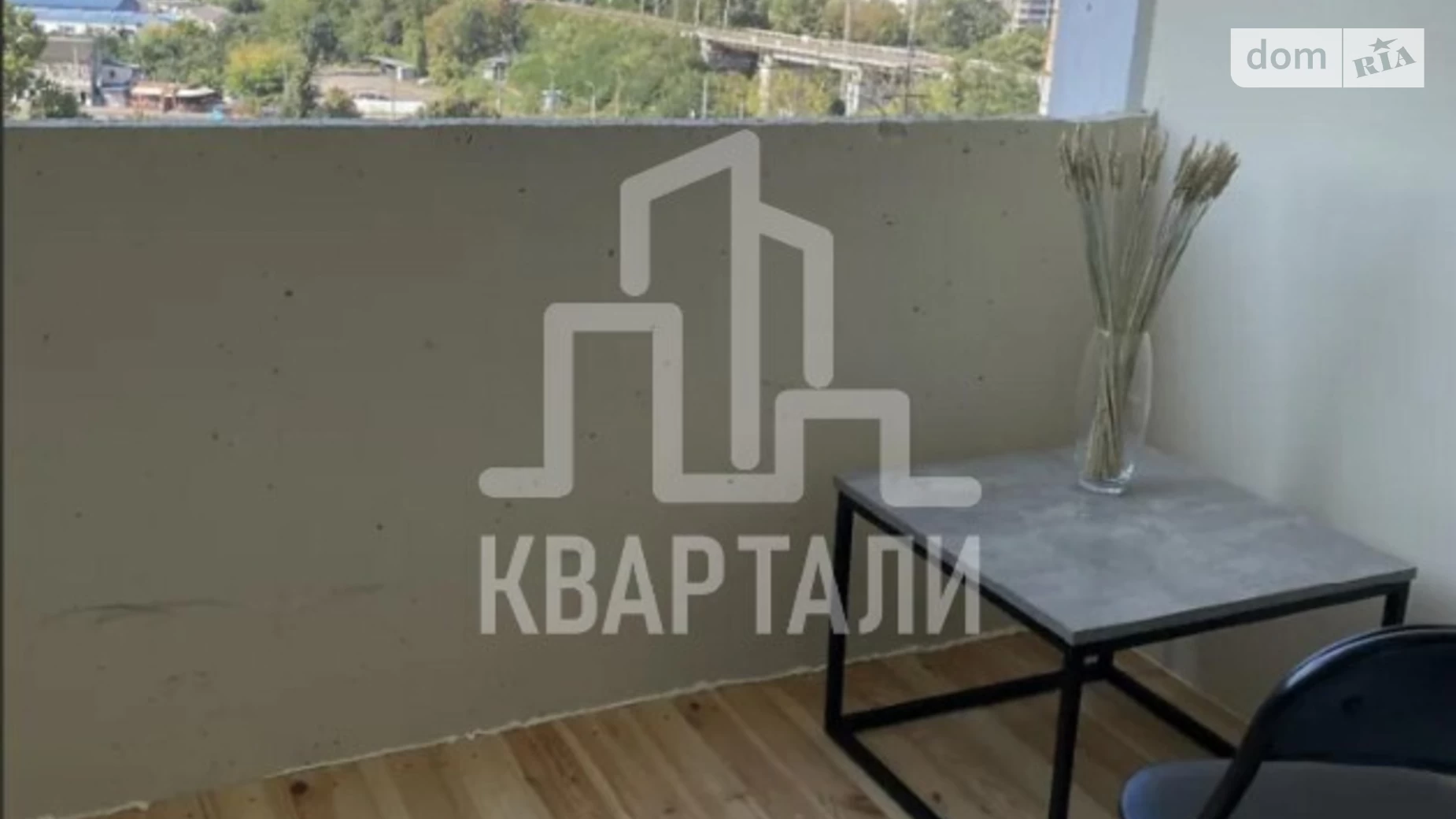 Продается 2-комнатная квартира 73 кв. м в Киеве, пер. Балтийский, 1