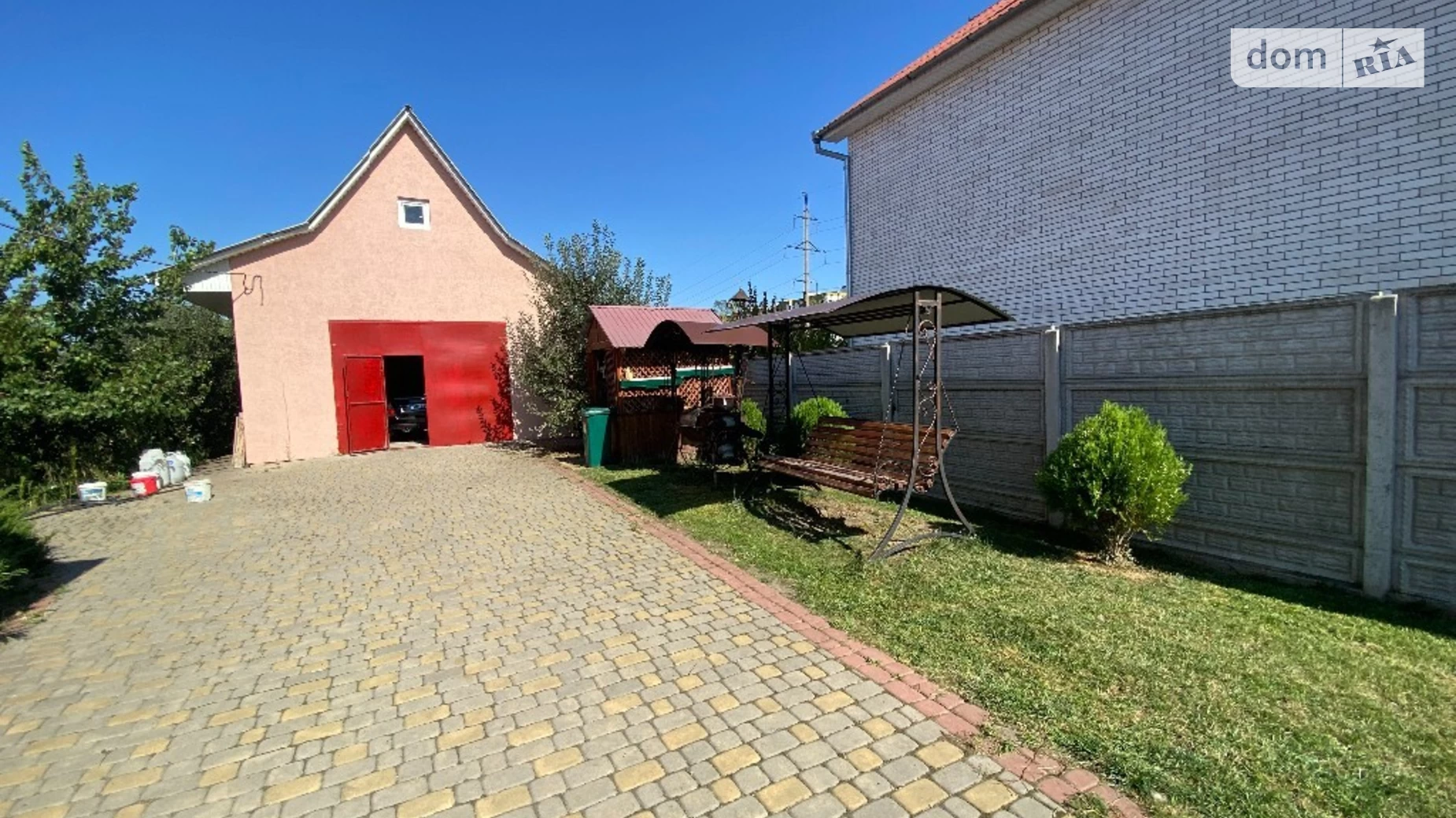 Продается дом на 2 этажа 210 кв. м с камином, цена: 270000 $ - фото 4