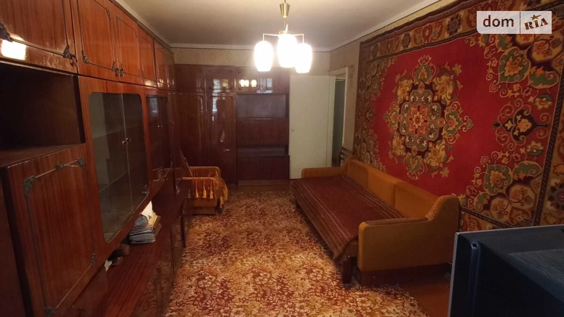 Продается 3-комнатная квартира 61 кв. м в Харькове, ул. Светлая, 47