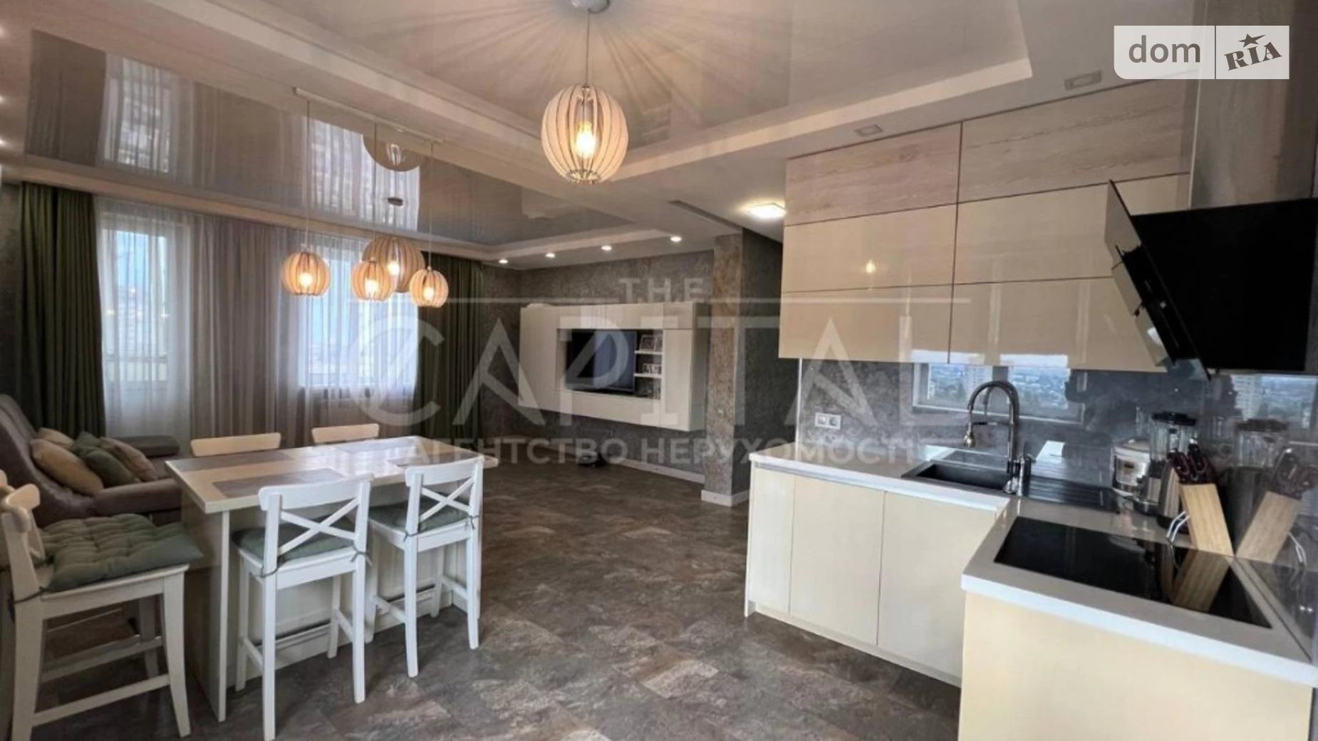 Продается 2-комнатная квартира 76 кв. м в Киеве, бул. Кольцова