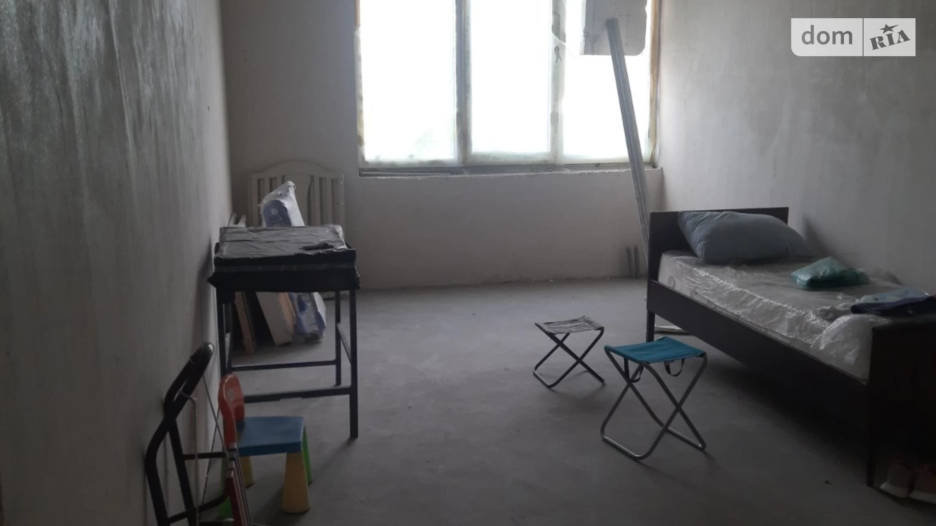 Продается 1-комнатная квартира 47 кв. м в Гостомеле, ул. Прорезная