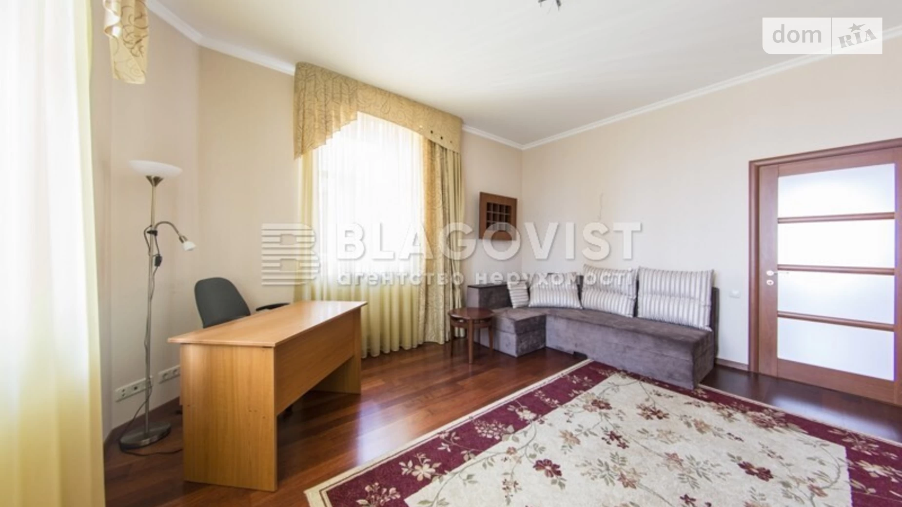 Продается 3-комнатная квартира 135 кв. м в Киеве, ул. Коновальца Евгения, 32Б
