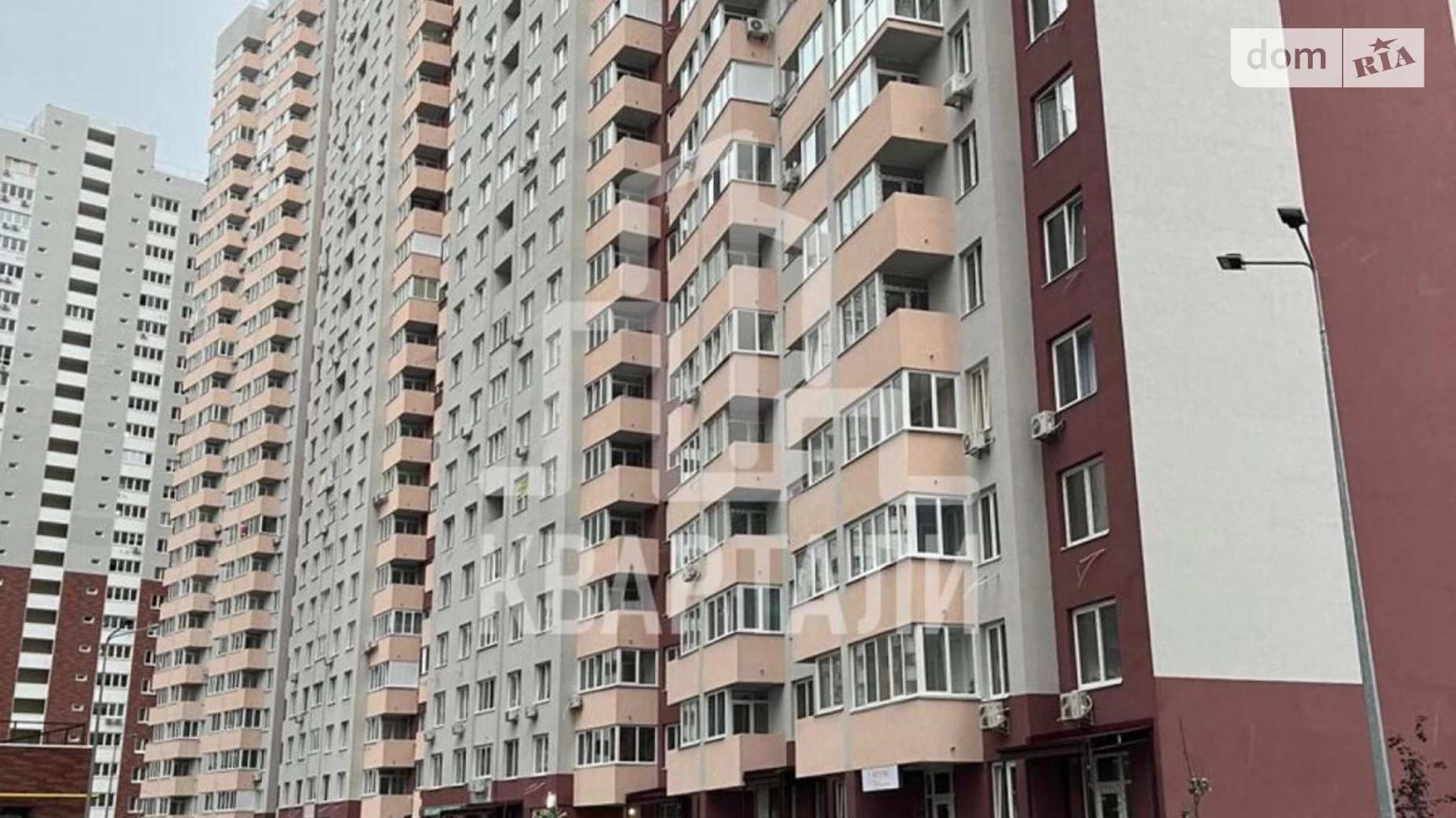 Продается 3-комнатная квартира 79 кв. м в Киеве, пер. Балтийский, 3А