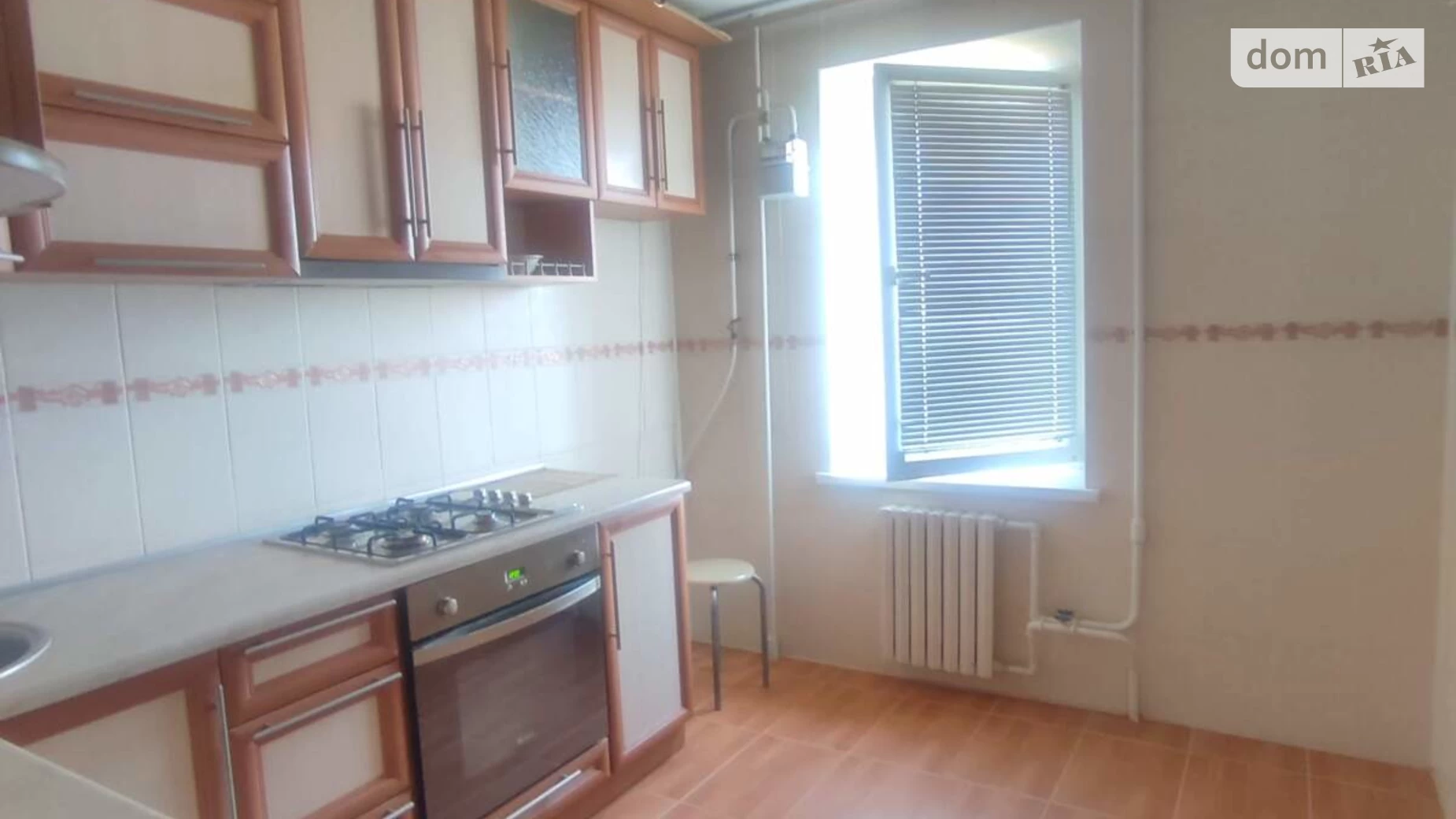 Продается 2-комнатная квартира 50 кв. м в Николаеве, просп. Героев Украины