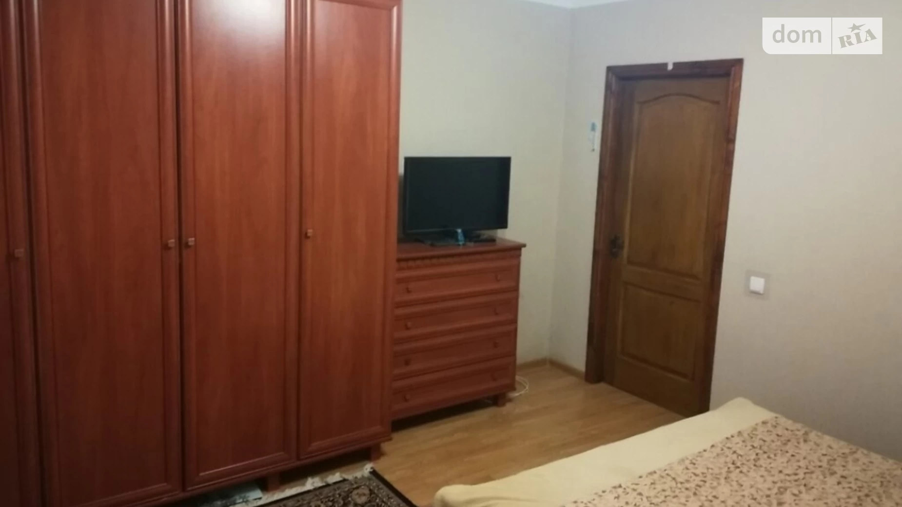 Продается 3-комнатная квартира 68.8 кв. м в Виннице, ул. Дубовецкая