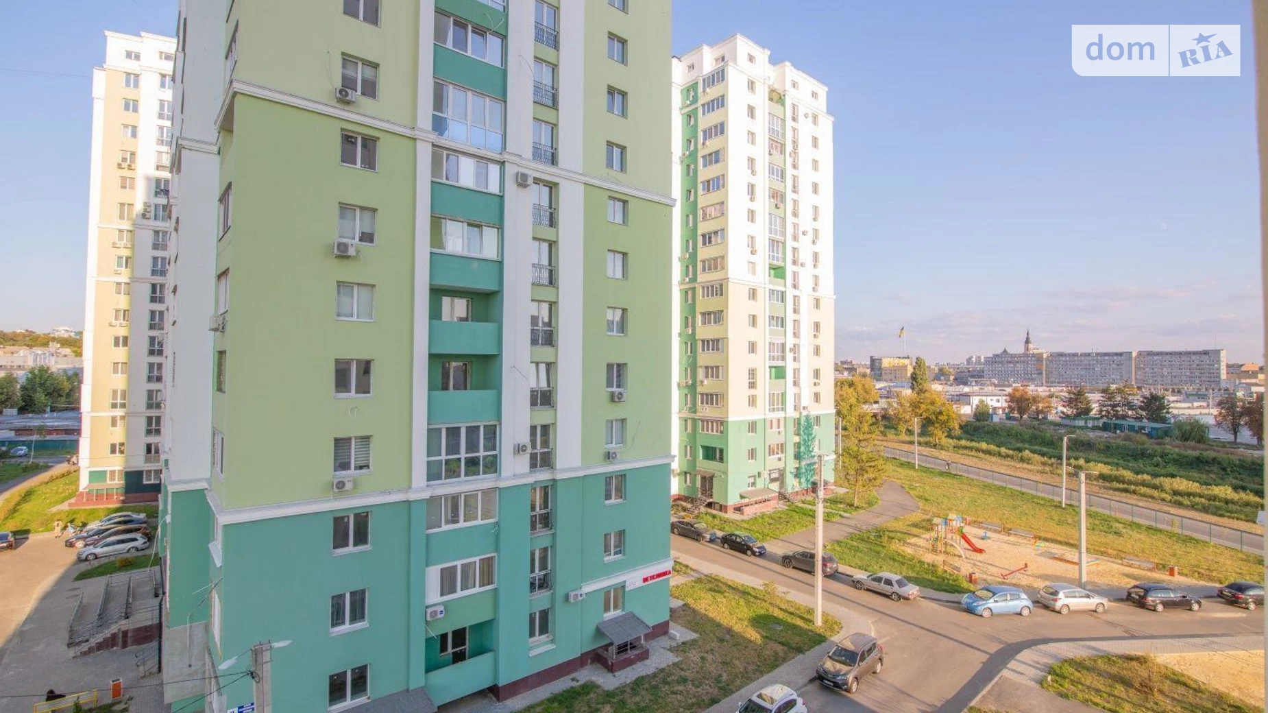 Продается 1-комнатная квартира 40 кв. м в Харькове, ул. Рогатинская Левада