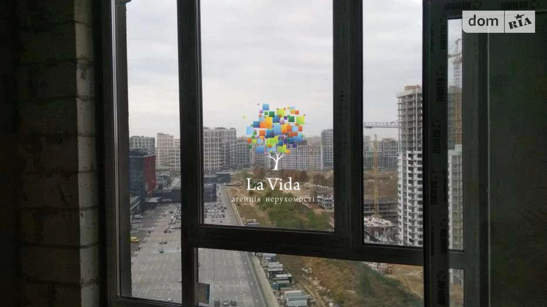 Продается 1-комнатная квартира 43 кв. м в Киеве, ул. Александра Олеся, 47 - фото 2