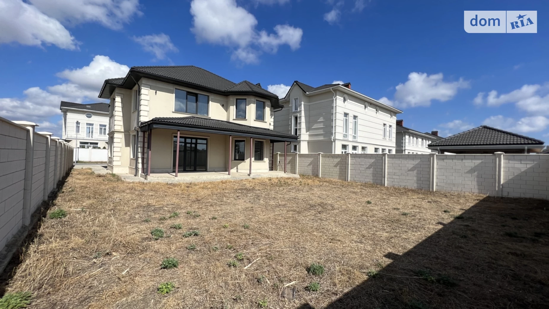 Продається будинок 2 поверховий 295 кв. м з каміном, цена: 300000 $ - фото 2