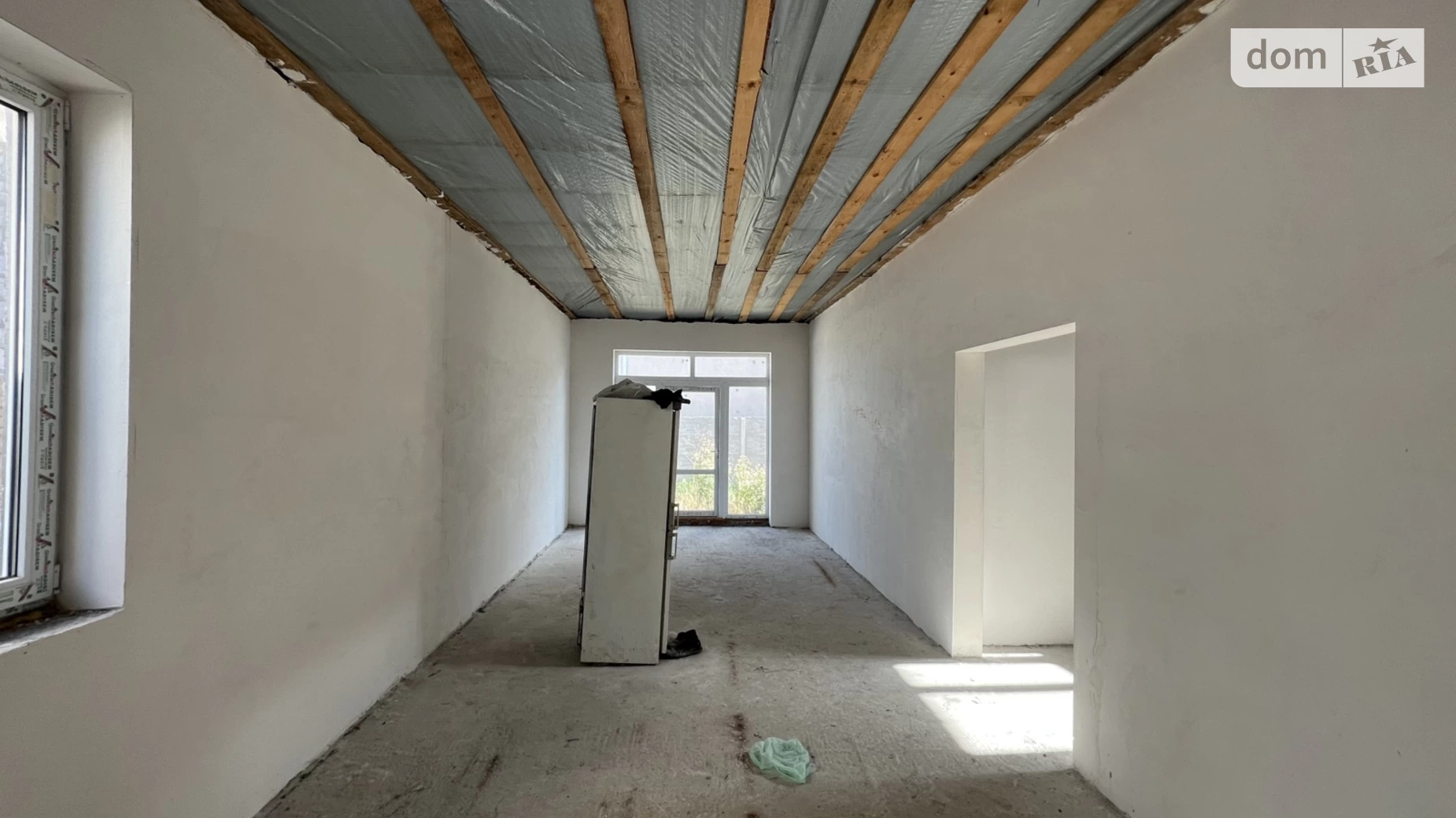 Продается дом на 2 этажа 135 кв. м с бассейном, цена: 65000 $ - фото 2