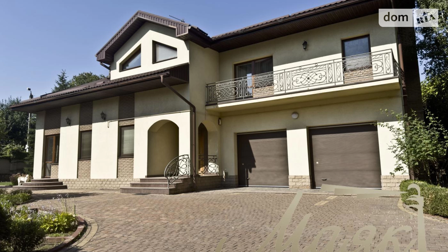 Продается дом на 2 этажа 350 кв. м с подвалом, цена: 250000 $ - фото 3
