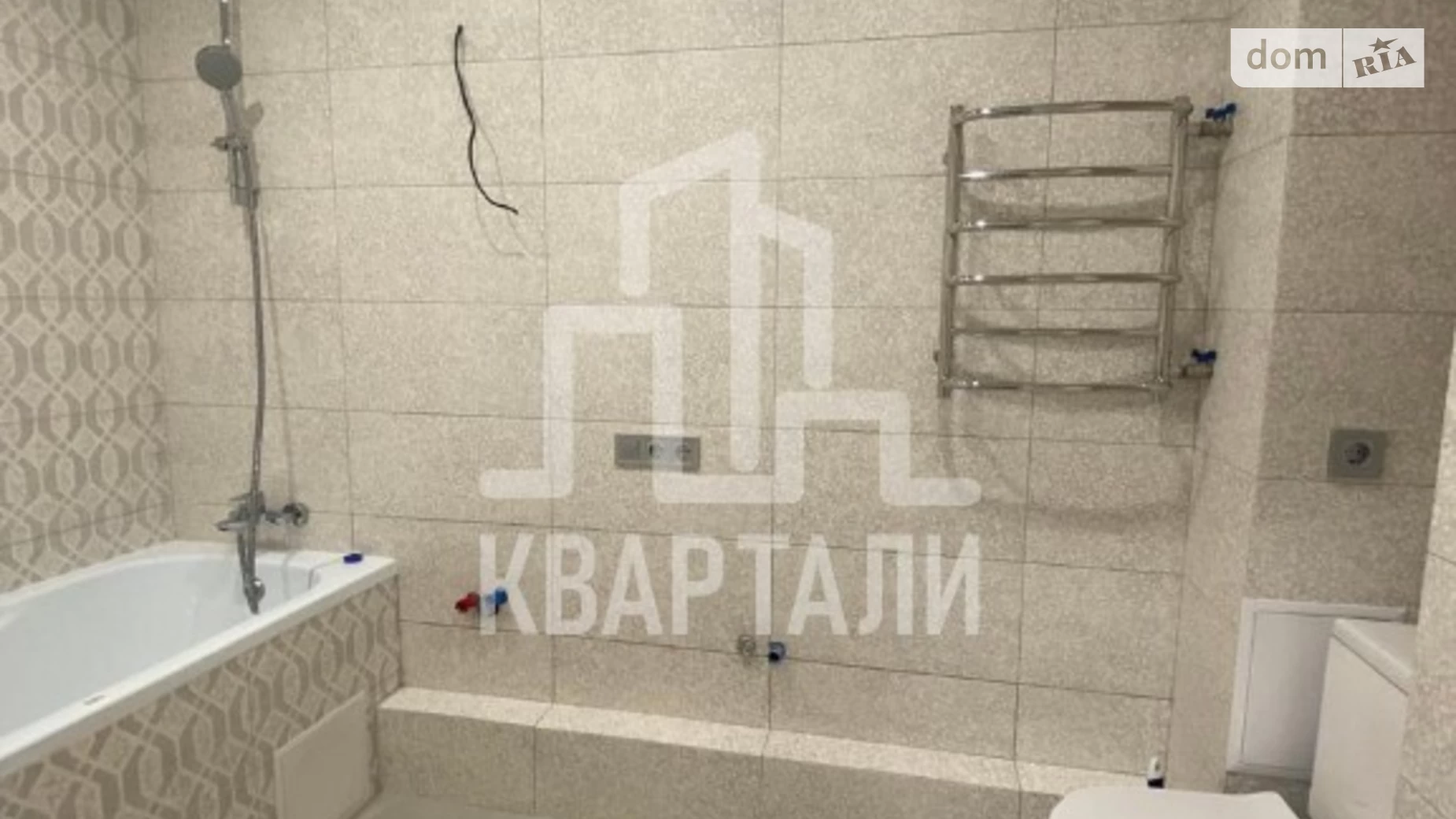 Продается 1-комнатная квартира 49 кв. м в Киеве, пер. Феодосийский