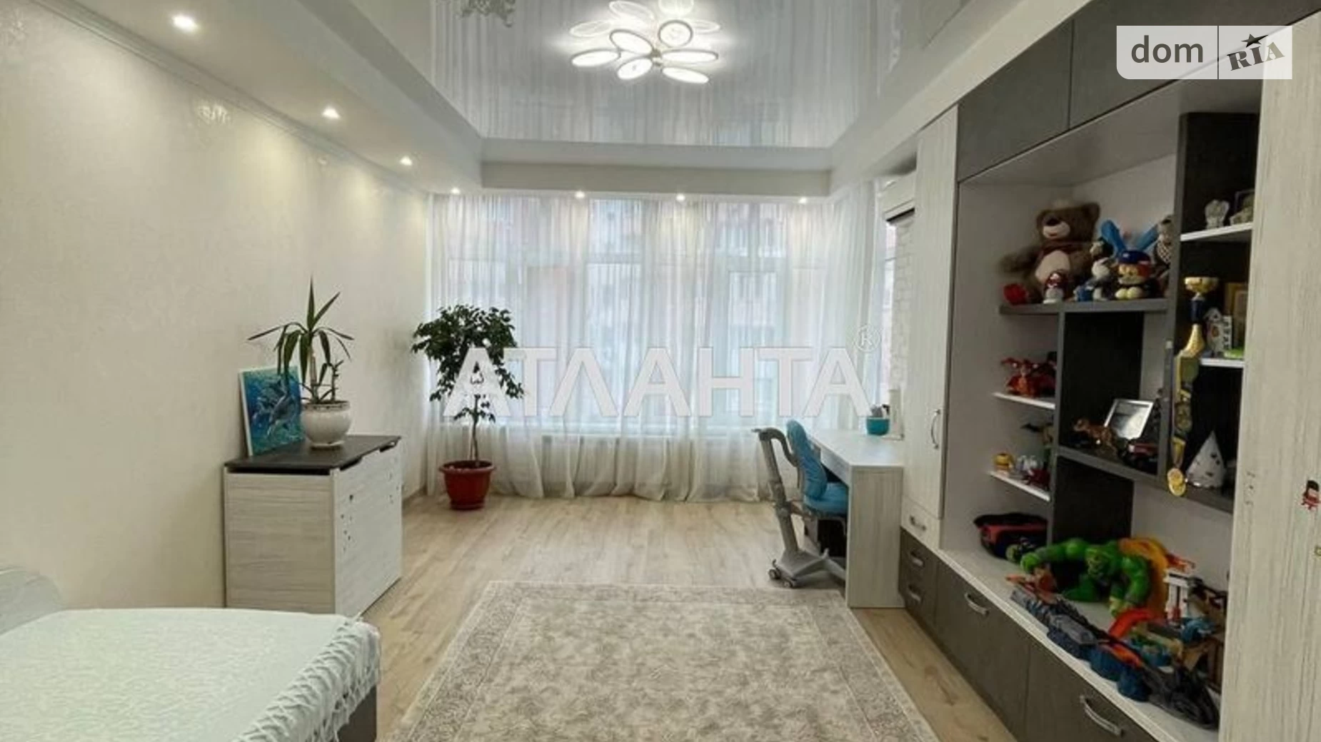 Продается 2-комнатная квартира 71.7 кв. м в Одессе, мас. Радужный, 6 - фото 2