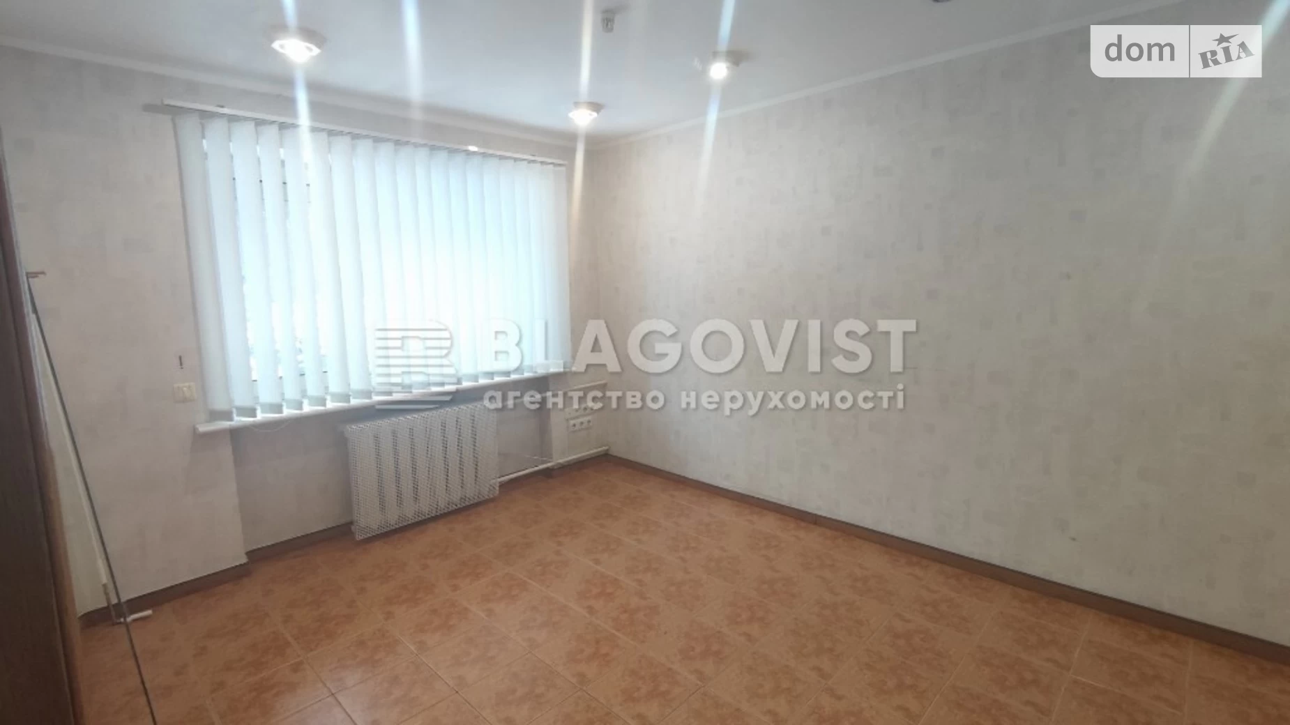Продается 2-комнатная квартира 42.4 кв. м в Киеве, бул. Леси Украинки, 10А - фото 2
