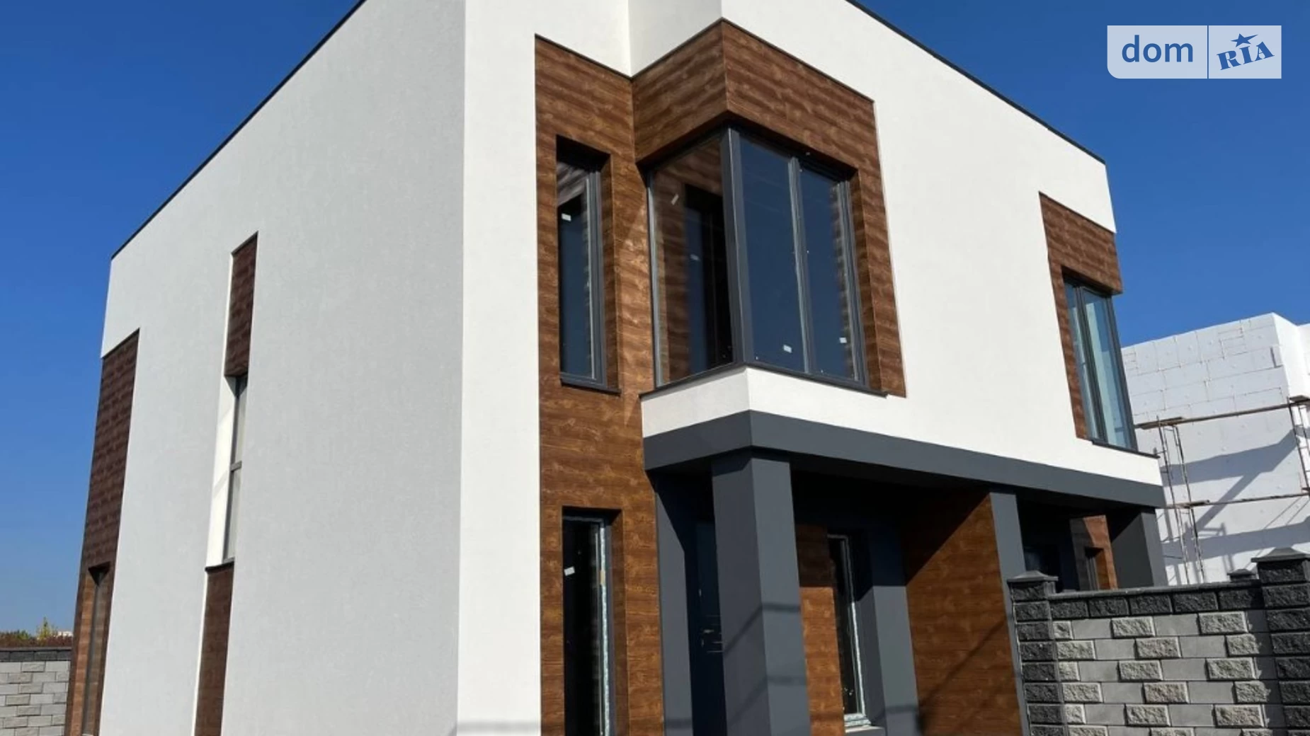 Продается дом на 2 этажа 105 кв. м с участком, цена: 76990 $ - фото 2