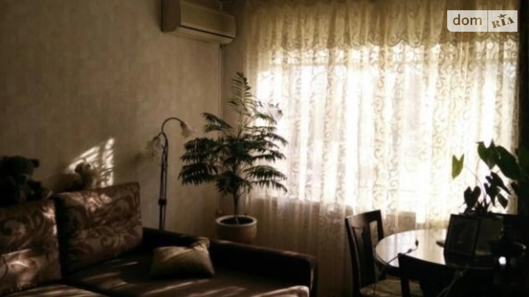 Продается 2-комнатная квартира 47 кв. м в Одессе, ул. Люстдорфская дорога