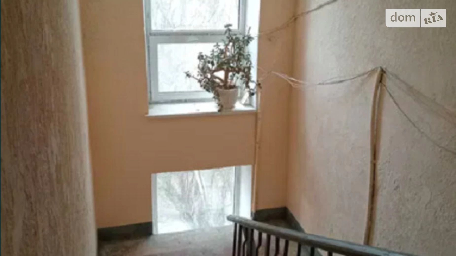Продается 1-комнатная квартира 31 кв. м в Одессе, ул. Академика Филатова, 13