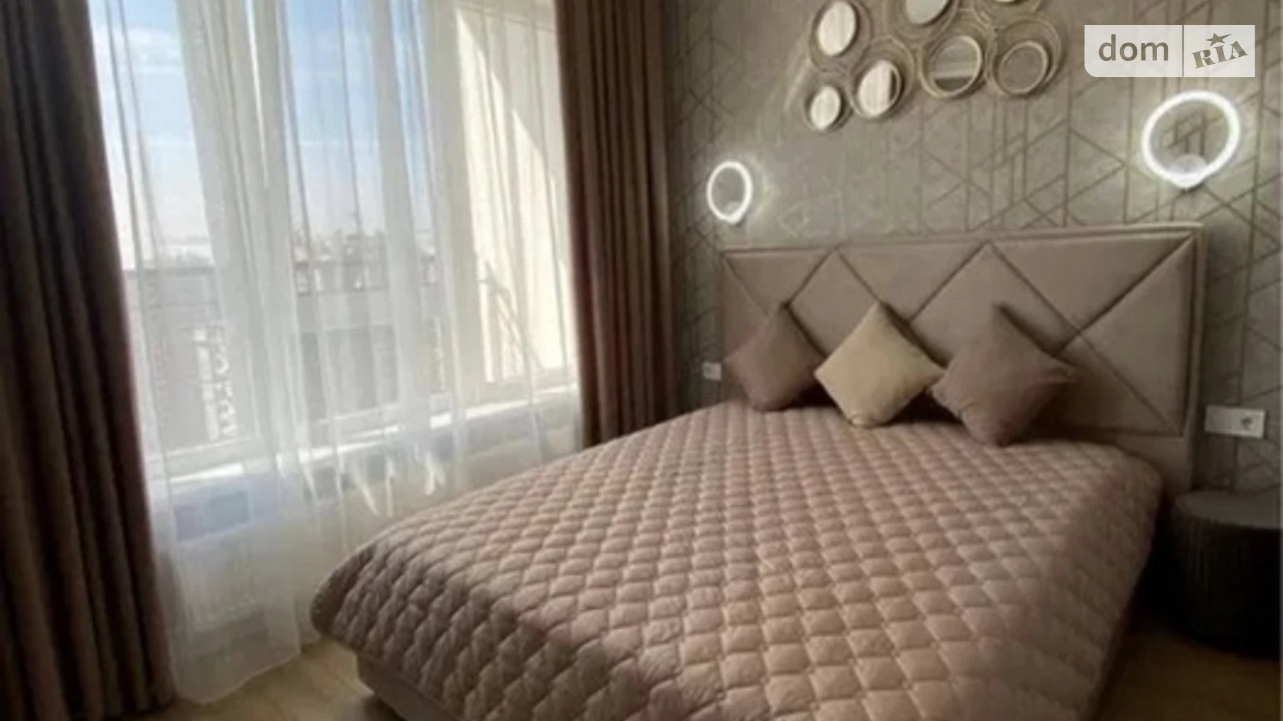 Продается 1-комнатная квартира 45 кв. м в Одессе, ул. Генуэзская, 3Г - фото 2
