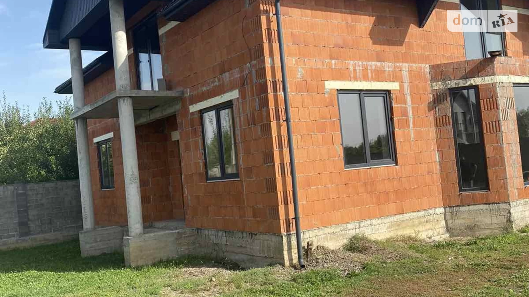 Продается дом на 2 этажа 244 кв. м с баней/сауной, цена: 175000 $ - фото 4