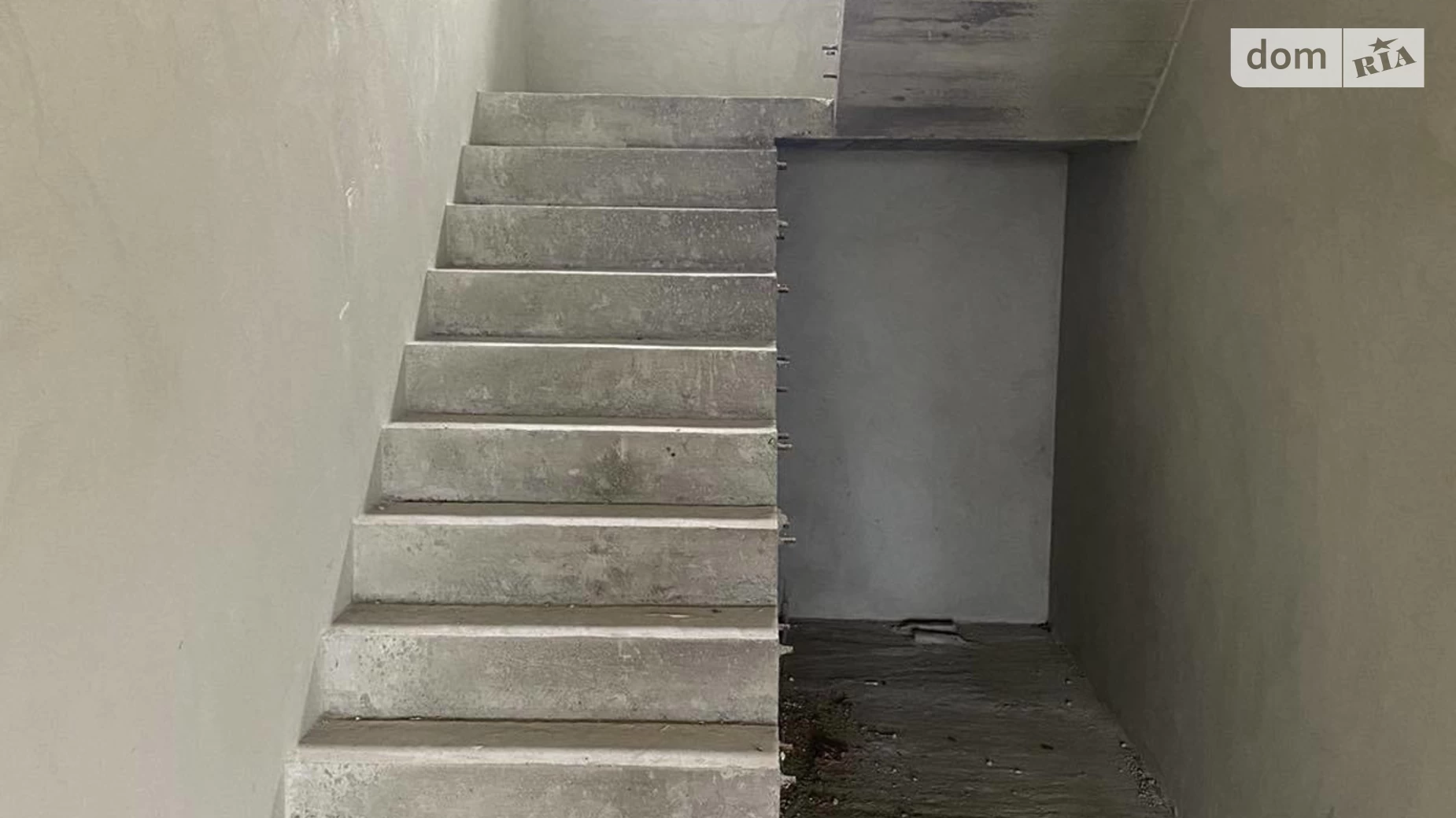 Продается дом на 2 этажа 244 кв. м с баней/сауной, цена: 175000 $ - фото 5