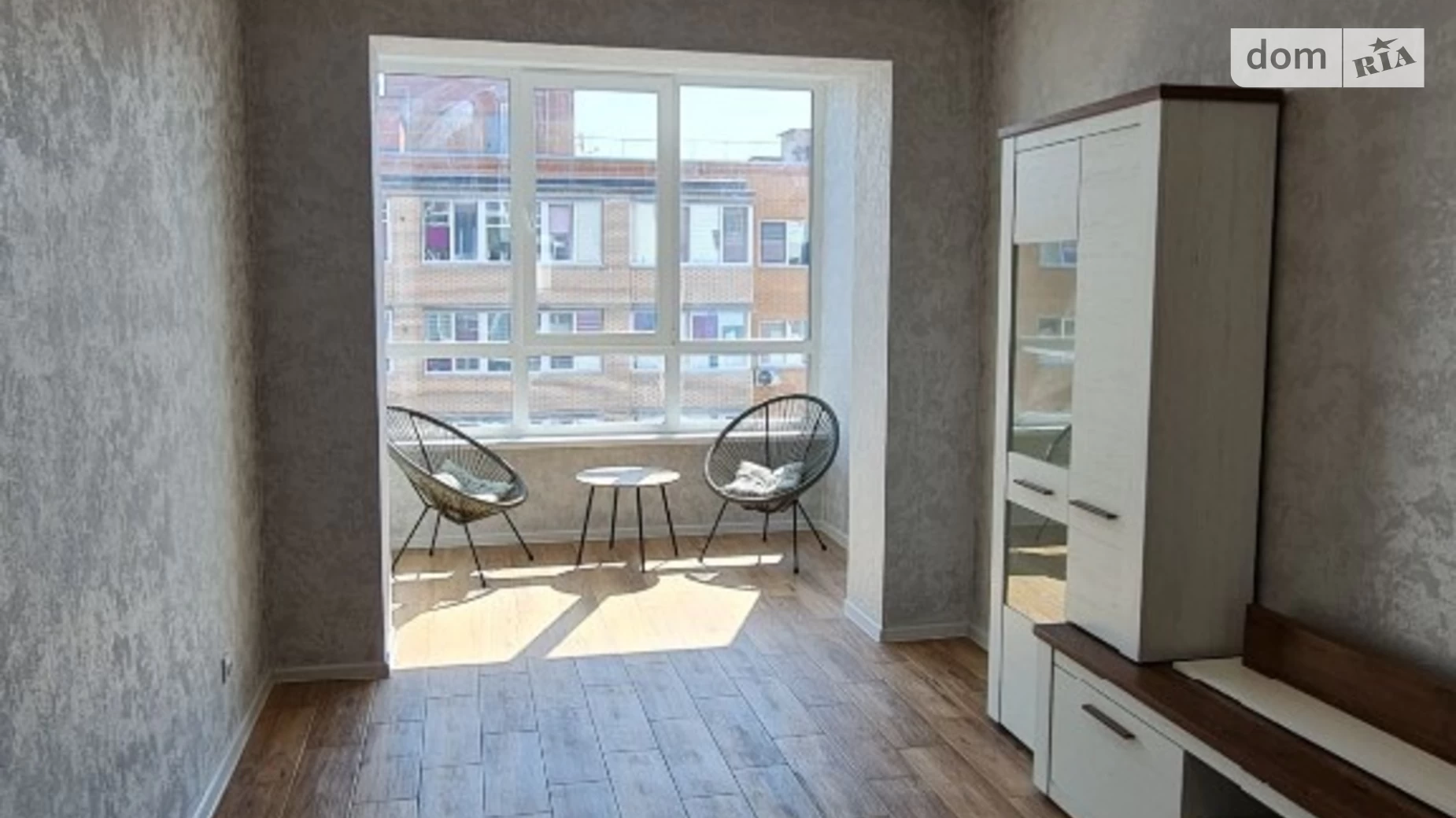 Продается 1-комнатная квартира 43 кв. м в Хмельницком