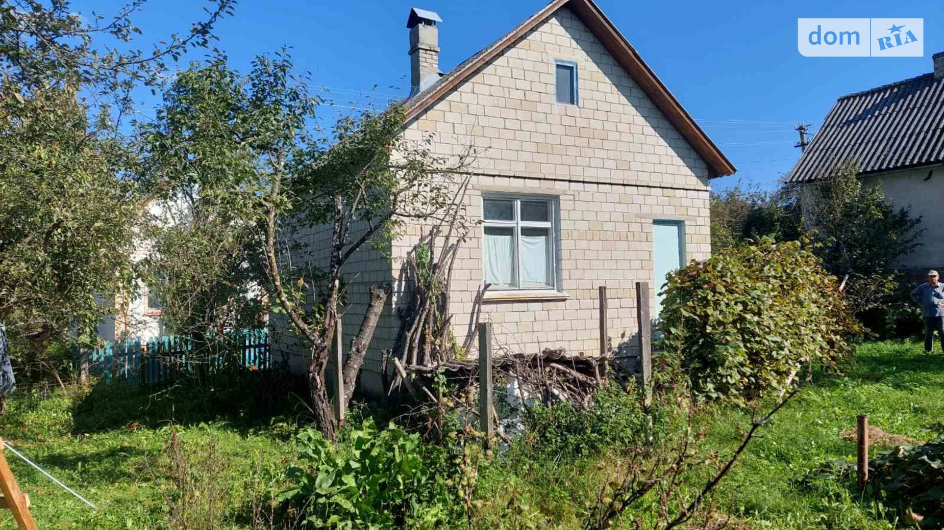 Продается одноэтажный дом 40 кв. м с беседкой, ул. Леси Украинки