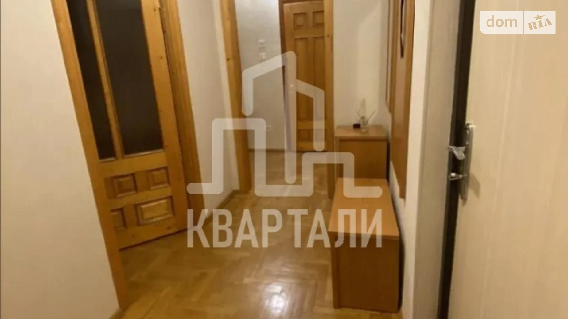 Продається 2-кімнатна квартира 56 кв. м у Києві, просп. Петра Григоренка, 38А