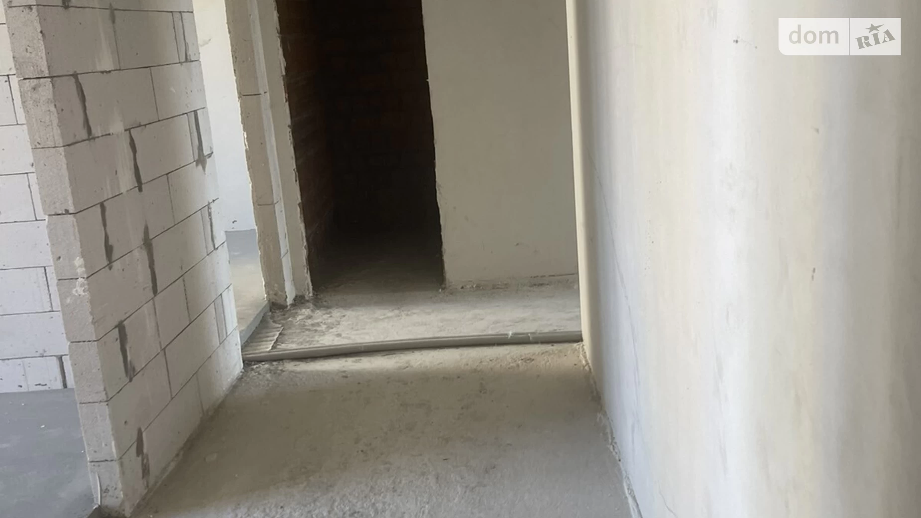 Продается 3-комнатная квартира 86 кв. м в Черновцах - фото 3