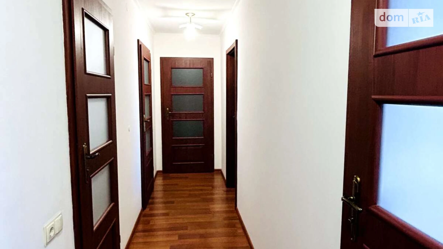 4-комнатная квартира 120.1 кв. м в Тернополе, ул. 15-го Апреля, 7А - фото 4