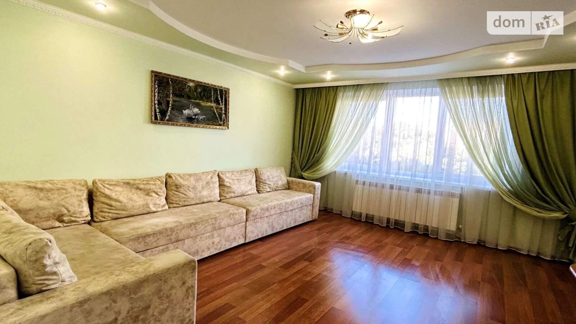 4-комнатная квартира 120.1 кв. м в Тернополе, ул. 15-го Апреля, 7А - фото 2