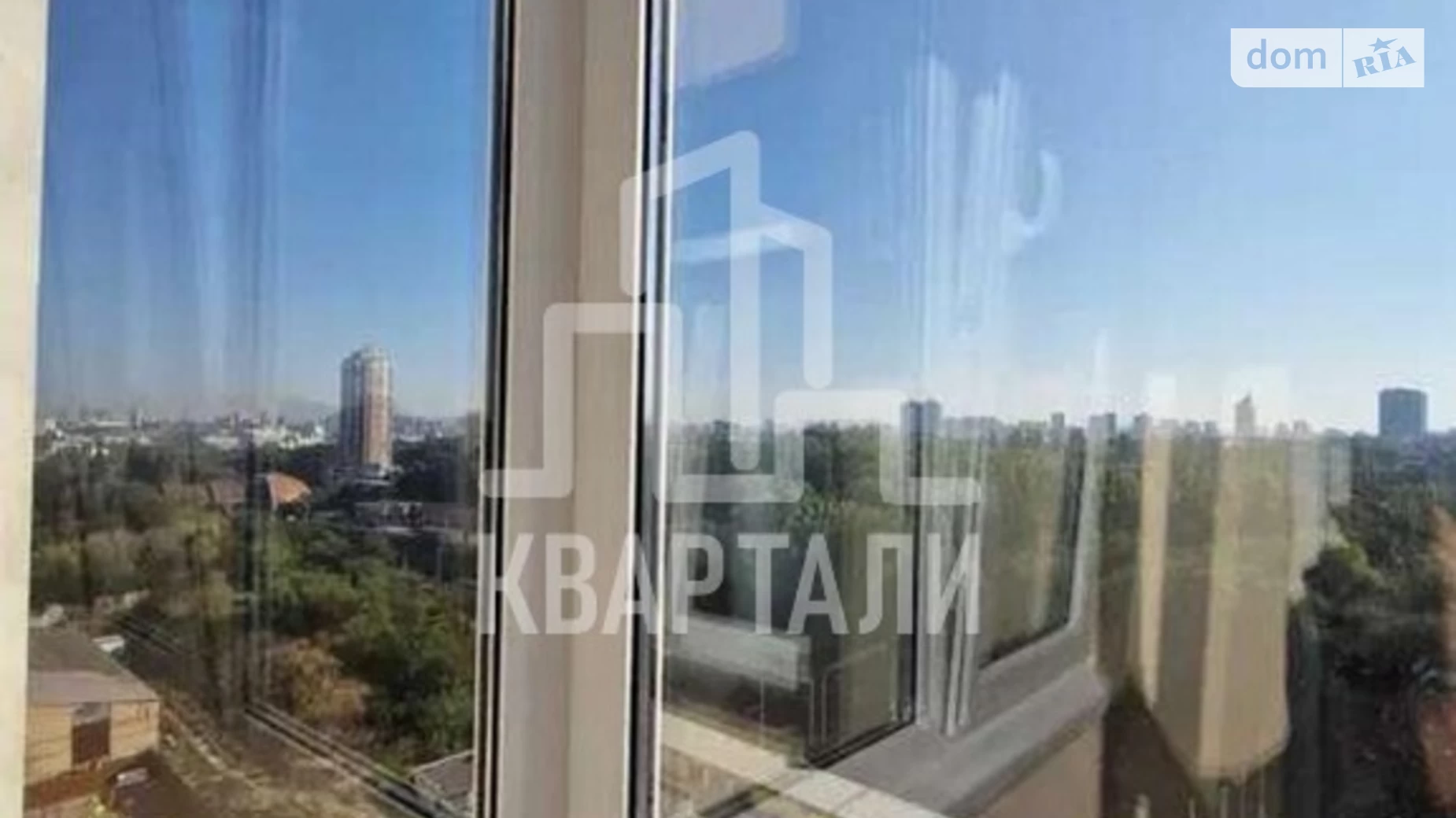 Продается 1-комнатная квартира 39 кв. м в Киеве, ул. Полевая, 73