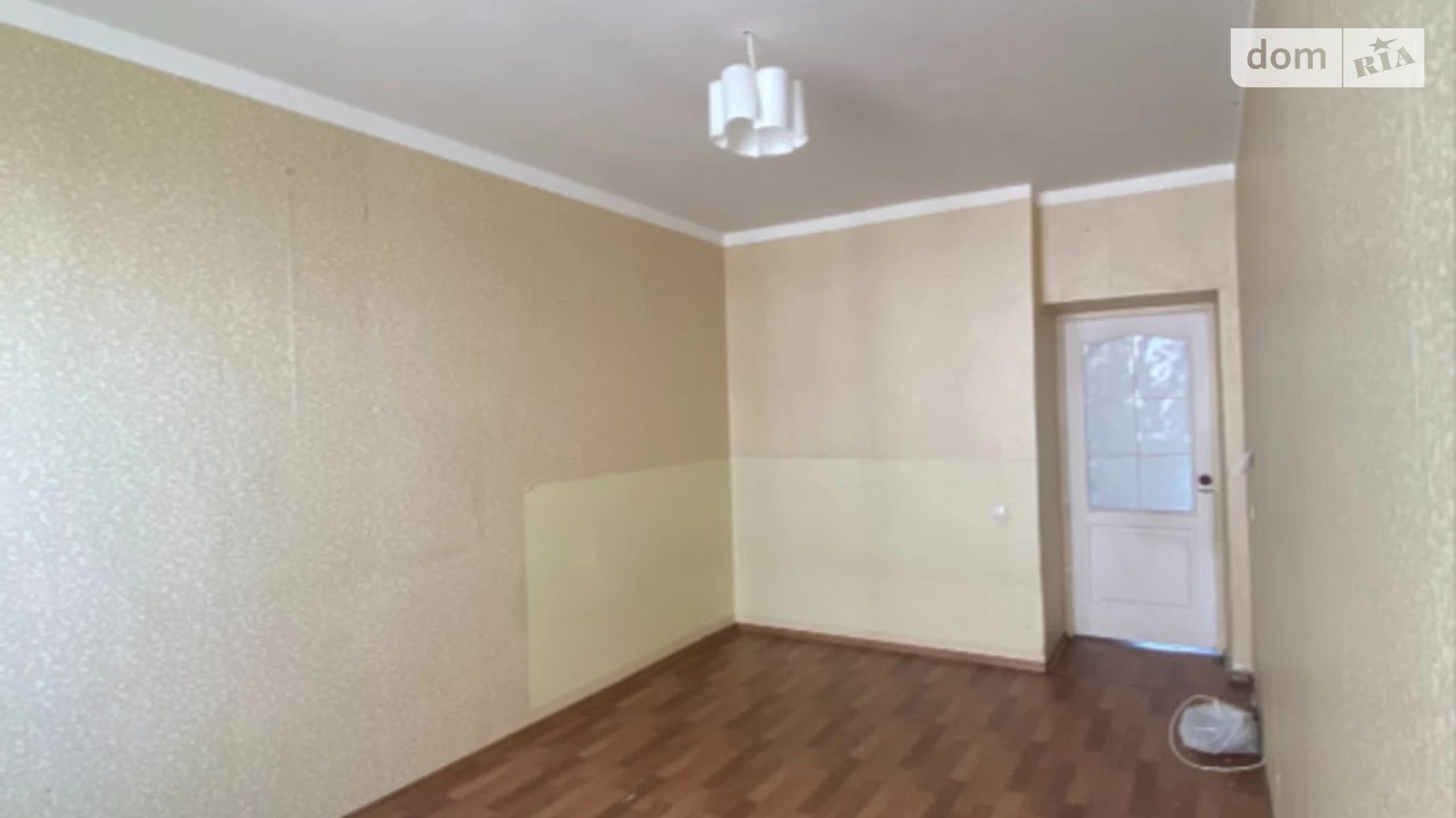 Продається 3-кімнатна квартира 74 кв. м у Одесі, вул. Ріхтера Святослава
