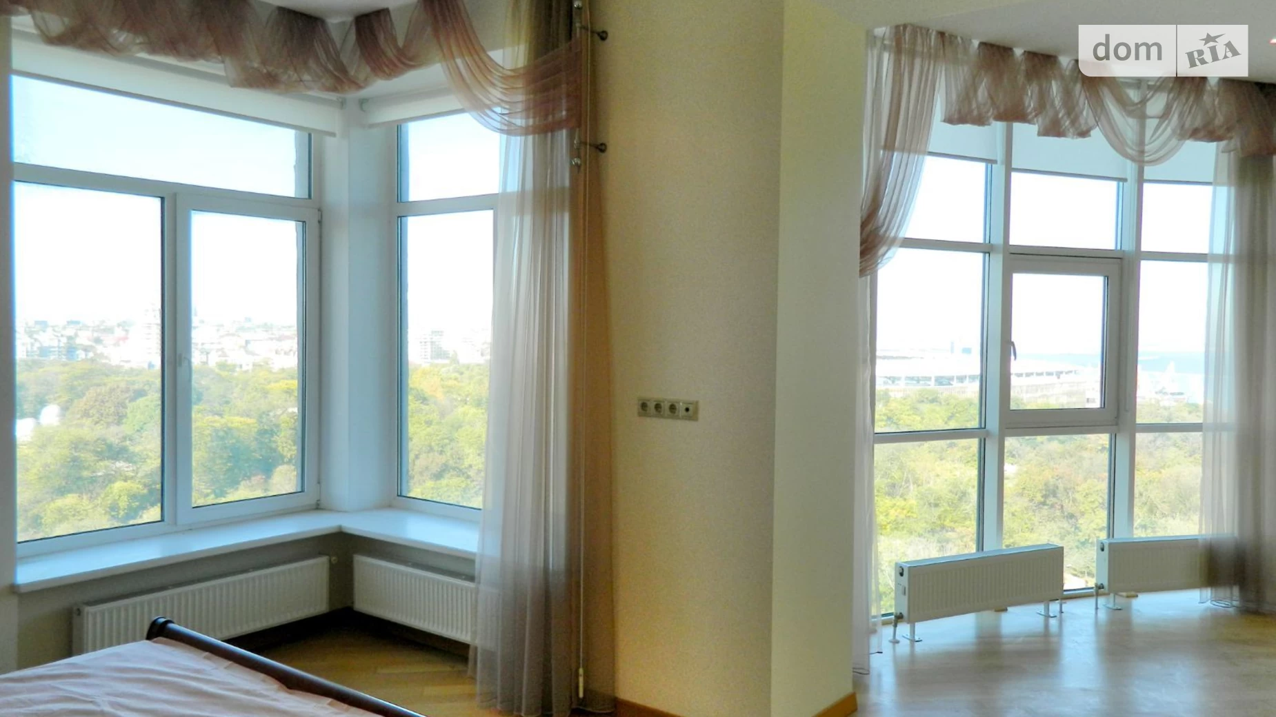 Продається 3-кімнатна квартира 165 кв. м у Одесі, бул. Лідерсівський - фото 4