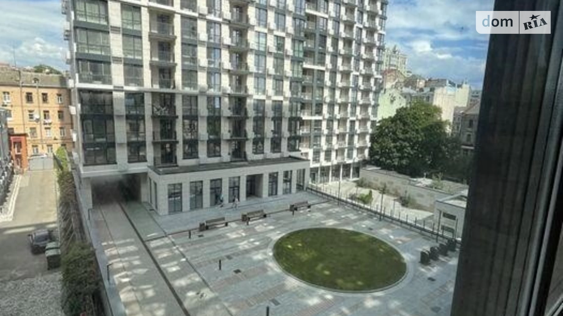 Продается 3-комнатная квартира 116 кв. м в Киеве, ул. Бульварно-Кудрявская, 3