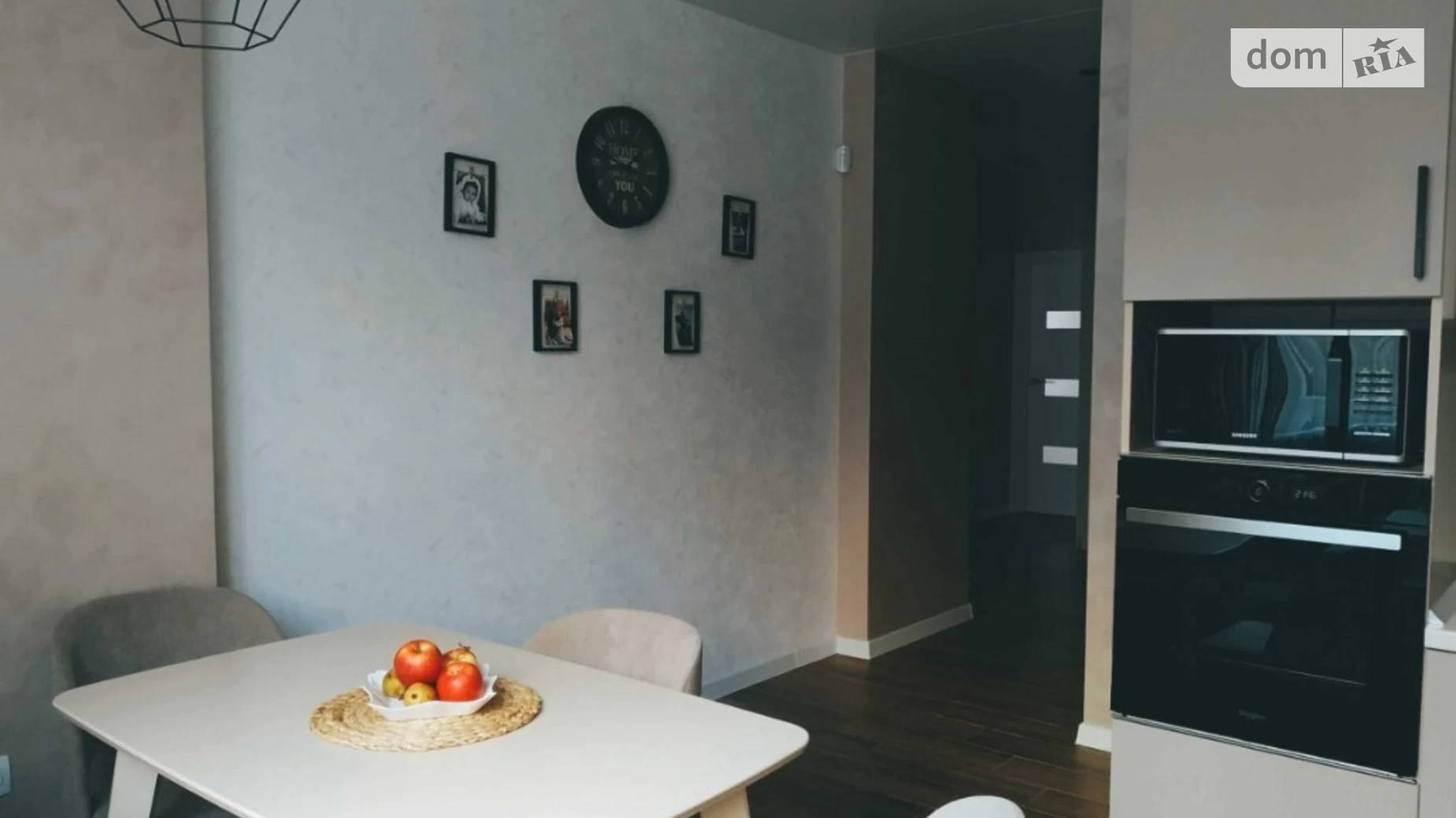 Продается 2-комнатная квартира 67.1 кв. м в Львове, ул. Шевченко Тараса